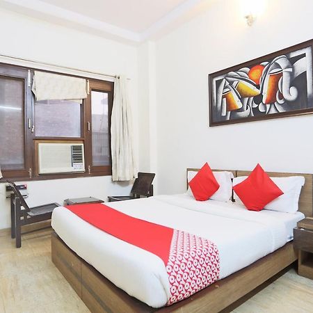 Oyo 60966 Balaji Upvan Hotel Kāsandra Екстериор снимка