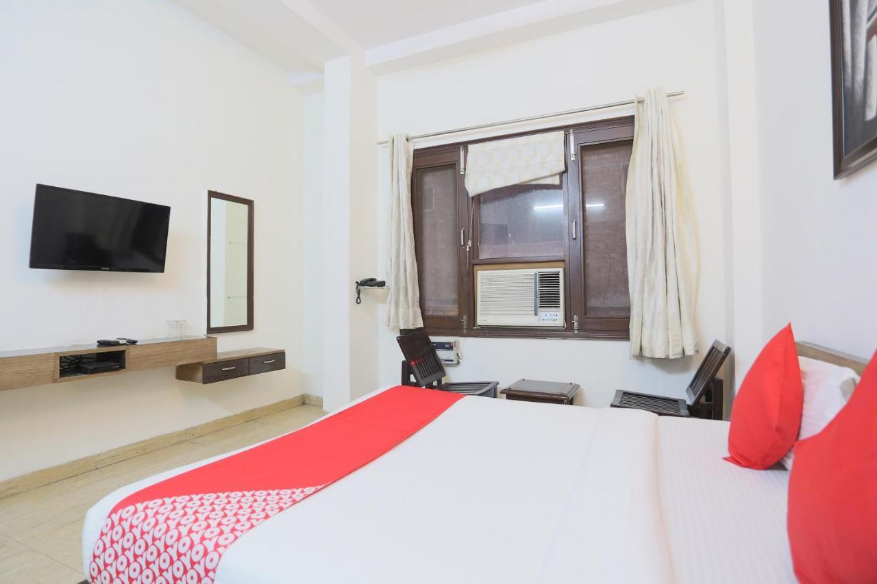 Oyo 60966 Balaji Upvan Hotel Kāsandra Екстериор снимка